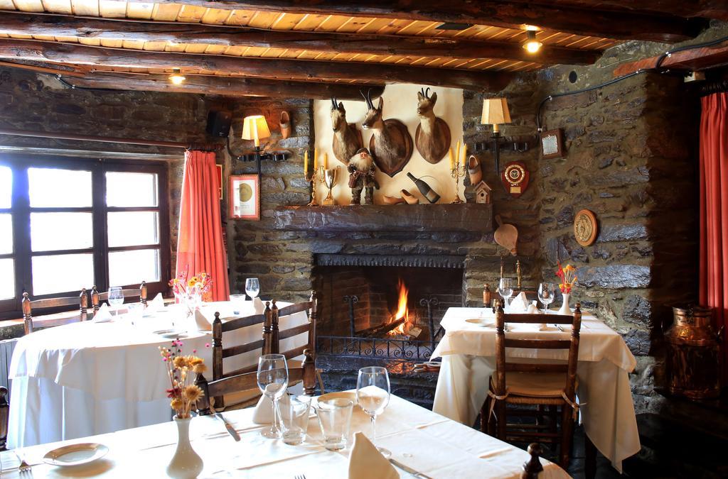 Meranges Hotel Can Borrell מראה חיצוני תמונה